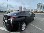 Toyota Prius-10