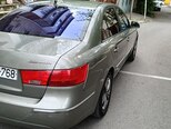 Hyundai Sonata-5