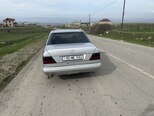 Mercedes 220 E-2