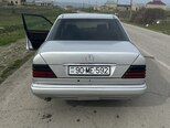 Mercedes 220 E-9