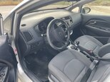 Kia Rio-11