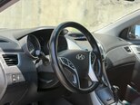 Hyundai Elantra-10