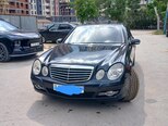 Mercedes E 220-1