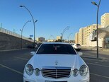 Mercedes E 220-2