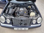 Mercedes E 240-12