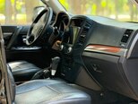 Mitsubishi Pajero-9