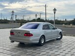 Mercedes E 240-5