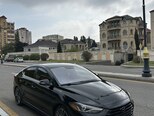 Hyundai Elantra-3