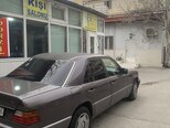 Mercedes 230 E-9