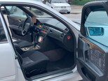 Mercedes E 240-13