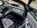 Toyota Prius-10