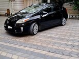 Toyota Prius-12