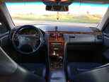 Mercedes E 240-7