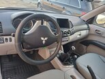 Mitsubishi L200-12
