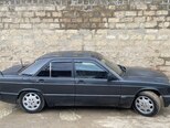Mercedes 190-5