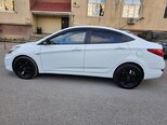 Hyundai Accent-4