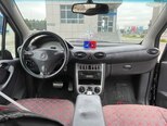 Mercedes A 210-6