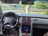 Mercedes E 220-13