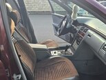 Mercedes E 220-12