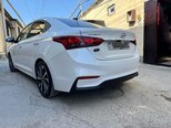 Hyundai Accent-15