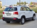 Kia Sorento-8