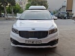 Kia Carnival-13