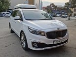 Kia Carnival-1