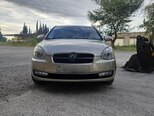 Hyundai Accent-1