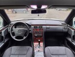 Mercedes E 240-7