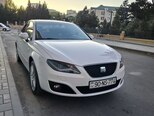 SEAT Exeo-1
