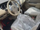 Nissan Tiida-8