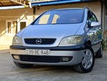 Opel Zafira-1