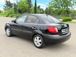 Kia Rio-7