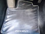 Hyundai Accent-21