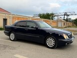 Mercedes E 270-3