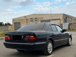 Mercedes E 270-8