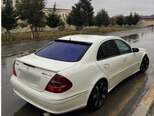 Mercedes E 240-4