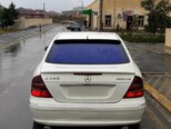 Mercedes E 240-10