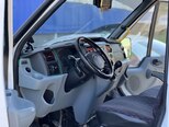 Ford Transit-4