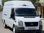 Ford Transit-11