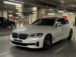 BMW 530e-15