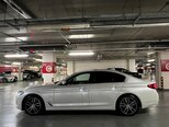 BMW 530e-12