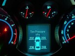 Chevrolet Cruze-12