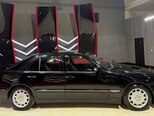 Mercedes E 240-4