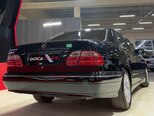 Mercedes E 240-9