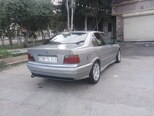 BMW 320-2