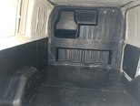 Ford Transit-13
