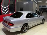 Mercedes E 220-7