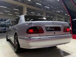Mercedes E 220-9