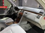 Mercedes E 220-12
